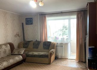 Продажа 2-ком. квартиры, 52 м2, Кемерово, улица Сибиряков-Гвардейцев, 4