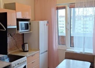 Сдается в аренду 2-комнатная квартира, 47.3 м2, Екатеринбург, Сибирский тракт, 15А, метро Геологическая