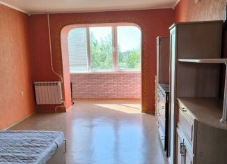 Сдам в аренду 2-ком. квартиру, 55 м2, Стерлитамак, улица Островского, 1А