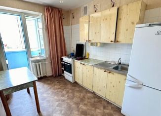 Продажа 2-ком. квартиры, 54 м2, Краснодар, улица Шевченко, 12, улица Шевченко