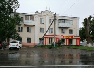 Продаю 2-ком. квартиру, 58 м2, Армавир, улица Энгельса, 108