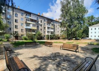 Продам 3-ком. квартиру, 51.9 м2, Ярославль, Клубная улица, 4