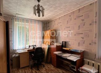 Продается 4-ком. квартира, 114.3 м2, Стерлитамак, улица Дружбы, 9