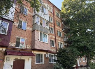 Продаю двухкомнатную квартиру, 42 м2, Курганинск, улица Матросова, 199А