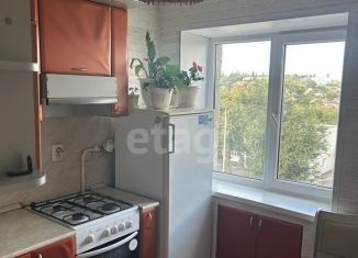 Продажа 1-ком. квартиры, 28 м2, Губкин, Комсомольская улица, 43