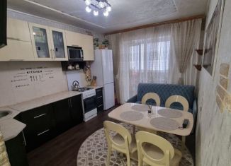 Продам 1-комнатную квартиру, 44 м2, Железногорск, улица Сентюрева, 11к3