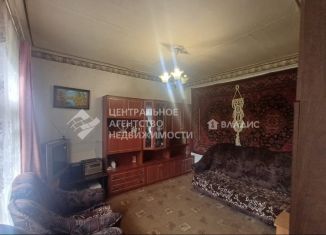 Продам 1-ком. квартиру, 32 м2, Рязань, 1-й проезд Космодемьянской, 11