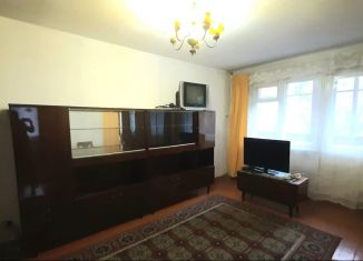 Продается 3-ком. квартира, 47 м2, Барнаул, улица Юрина, 279