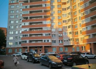 Продам 1-комнатную квартиру, 30 м2, Ижевск, улица Грибоедова, 30А, Индустриальный район