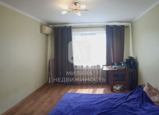 Продается двухкомнатная квартира, 44 м2, Оренбург, проспект Победы, 22