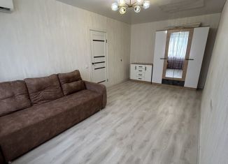 Аренда 2-ком. квартиры, 55 м2, Анапа, улица Ленина, 169