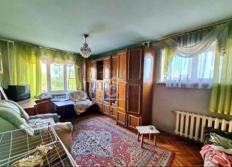 Продам трехкомнатную квартиру, 60 м2, Кемерово, проспект Химиков, 25