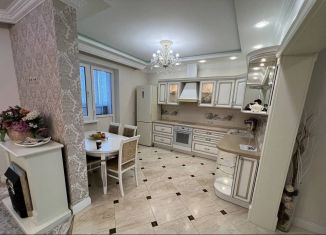 Продам 2-комнатную квартиру, 45 м2, Сочи, улица Цюрупы, 4Б, микрорайон Новый Сочи