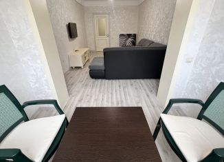 Сдаю в аренду 3-ком. квартиру, 90 м2, Дагестан, улица Ленина