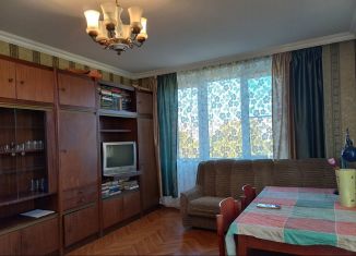 Сдам 2-комнатную квартиру, 50 м2, Санкт-Петербург, улица Белы Куна, 4к4, улица Белы Куна