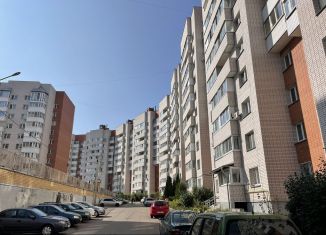 Продам 2-комнатную квартиру, 68 м2, Смоленск, Ленинский район, Краснинское шоссе, 18