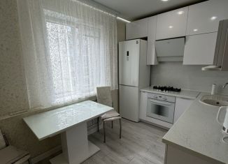 Сдаю в аренду 3-ком. квартиру, 70 м2, Шадринск, Пролетарская улица, 78