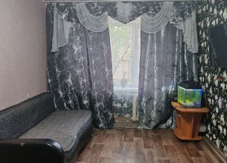 Продается 3-ком. квартира, 59 м2, Саратовская область, Октябрьская улица, 4