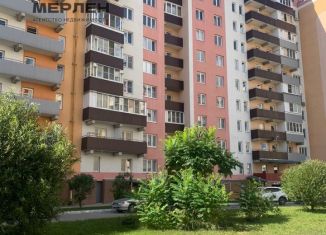 Продаю 3-ком. квартиру, 76 м2, Калуга, Аллейная улица, 19, Октябрьский округ