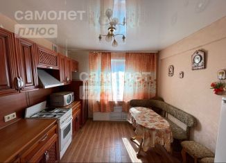 Продам 2-ком. квартиру, 52 м2, Чита, Красноармейская улица, 68