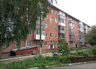 Продам 2-комнатную квартиру, 43 м2, Барнаул, улица Антона Петрова, 201