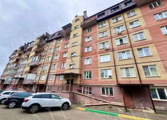 Продается трехкомнатная квартира, 78 м2, Ессентуки, улица Орджоникидзе, 84к3