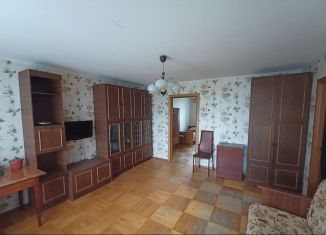 Сдается в аренду 3-ком. квартира, 58 м2, Санкт-Петербург, улица Шаврова, 11, метро Комендантский проспект