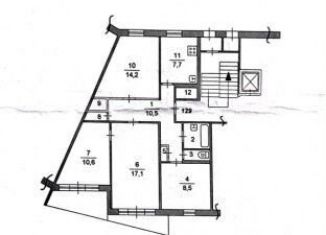 Продается 4-комнатная квартира, 72.6 м2, Магнитогорск, улица Бориса Ручьёва, 12