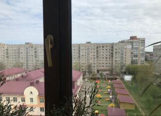 Продажа 3-ком. квартиры, 57 м2, Рыбинск, улица Радищева, 83