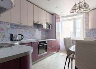 Аренда трехкомнатной квартиры, 81 м2, Санкт-Петербург, Ленинский проспект, 81к1