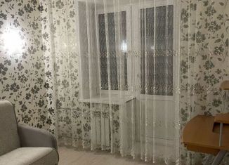 Продаю 1-ком. квартиру, 37.3 м2, поселок Дзержинск, микрорайон Современник, 12