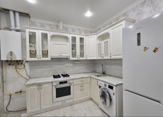 Сдаю 2-комнатную квартиру, 60 м2, Сочи, улица Макаренко, 8Б/14, микрорайон Заречный