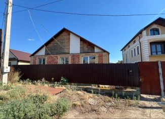 Продаю дом, 97 м2, Астрахань, улица Орджоникидзе, 36А