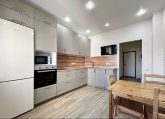 Продается 1-ком. квартира, 38 м2, Краснодар, проспект Чекистов, 42, микрорайон Юбилейный