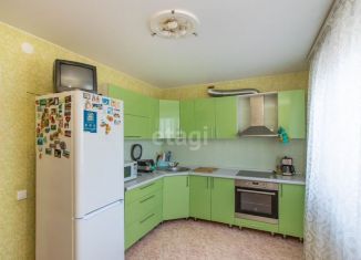 Продажа 2-комнатной квартиры, 67.6 м2, Тюмень, улица Избышева, 6, ЖК Нефтяник