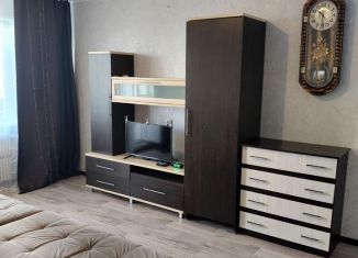 2-комнатная квартира в аренду, 52 м2, Кирово-Чепецк, улица Володарского, 13