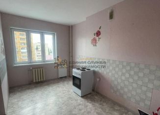 Сдается в аренду двухкомнатная квартира, 63 м2, Республика Башкортостан, улица Энтузиастов, 10