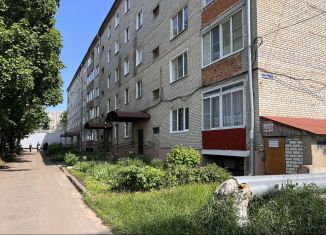 Продается двухкомнатная квартира, 46 м2, Киржач, улица Пушкина, 3