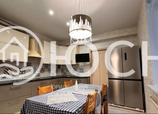 Продажа 3-комнатной квартиры, 91.2 м2, деревня Малые Колпаны, микрорайон Речной, 3