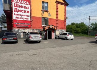 Продаю торговую площадь, 54.5 м2, Прокопьевск, проспект Шахтёров, 24