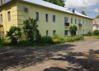 Продается 1-комнатная квартира, 33 м2, Сарапул, улица Фрунзе, 1