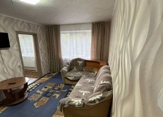 Аренда 3-ком. квартиры, 50 м2, Киселёвск, улица Чумова, 42