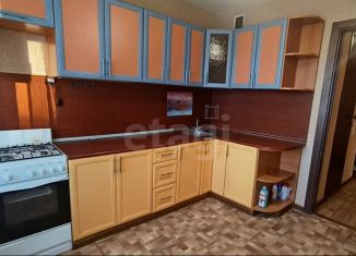 Сдаю в аренду однокомнатную квартиру, 34 м2, Псков, улица Рокоссовского, 38