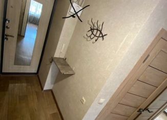 Сдаю двухкомнатную квартиру, 40 м2, Республика Башкортостан, улица Худайбердина, 62