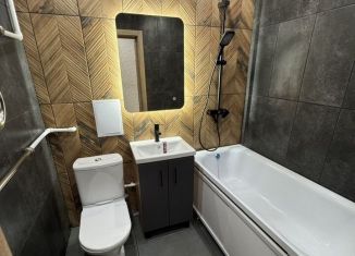 Продаю однокомнатную квартиру, 31.2 м2, Казань, улица Химиков, 15