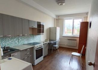 Продаю 2-ком. квартиру, 48 м2, Северобайкальск, улица имени Богача Владимира Романовича, 4