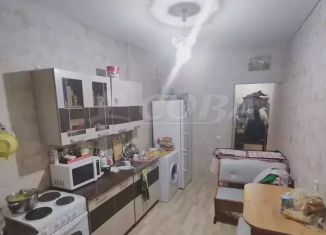 Продается 1-ком. квартира, 38 м2, Тюмень, Вятский проезд, 28