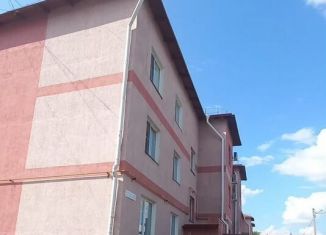 Продаю 3-ком. квартиру, 63 м2, Сибай, улица Белова, 16/2