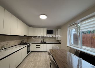 Продаю дом, 110 м2, Крым