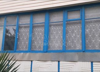 Продам 3-ком. квартиру, 61.3 м2, Крым, Киевская улица, 48